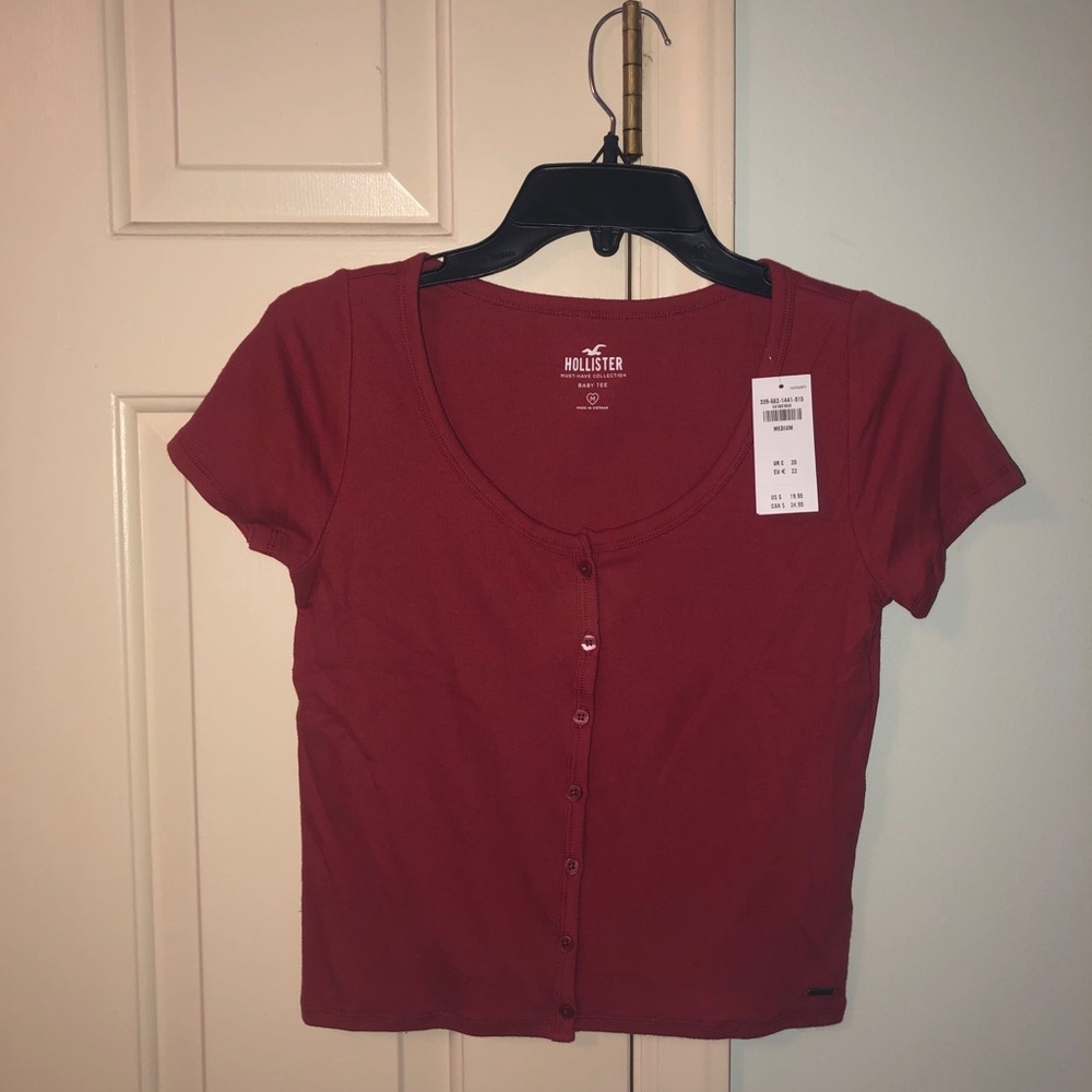 3/$20✨ Scoop Neck Cropped Shirt